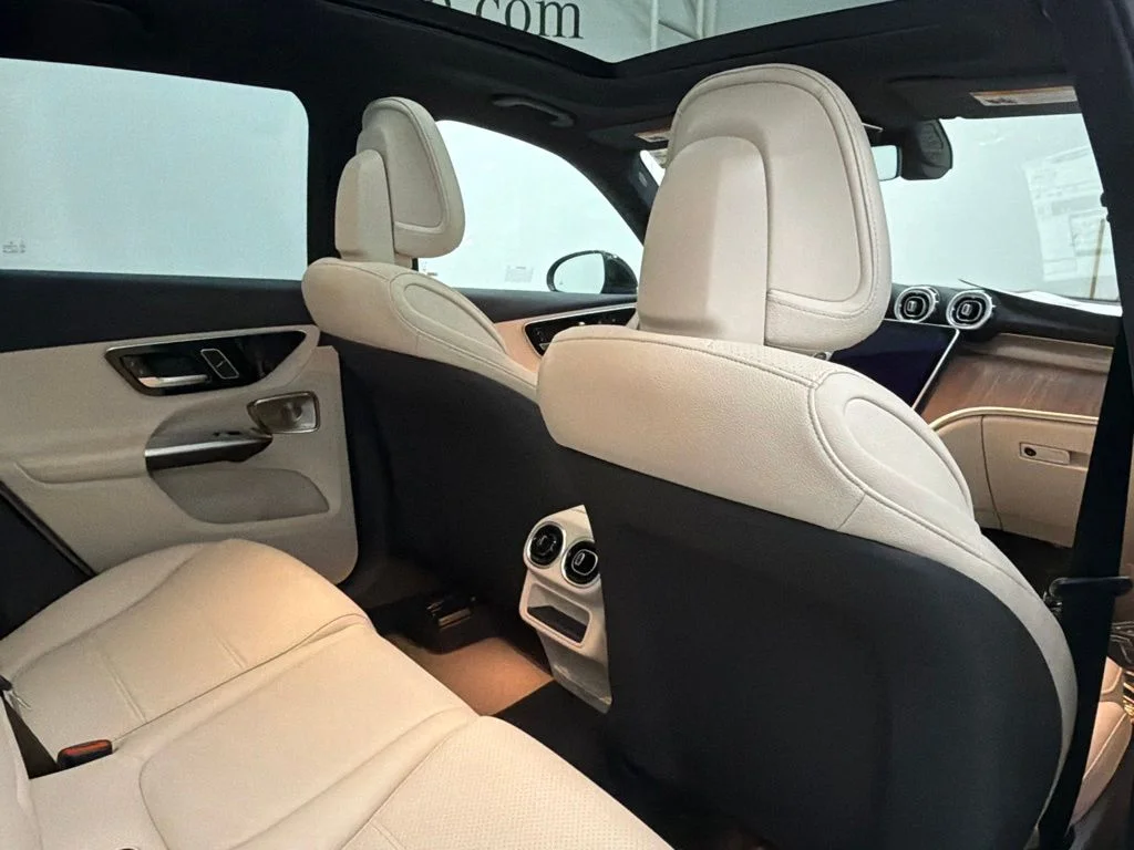 New 2027 Gray Mercedes-Benz GLC 300 image 24