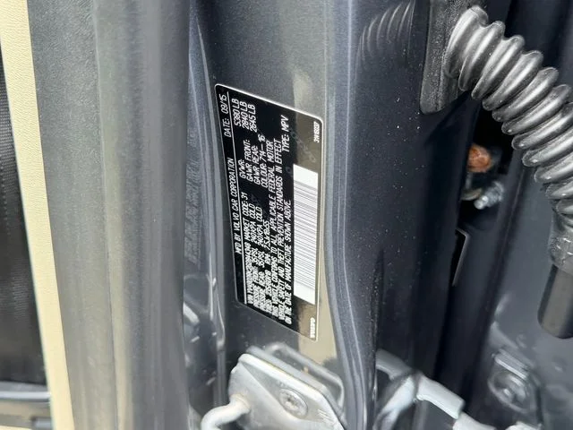 Used 2016 Gray Volvo T6 image 20