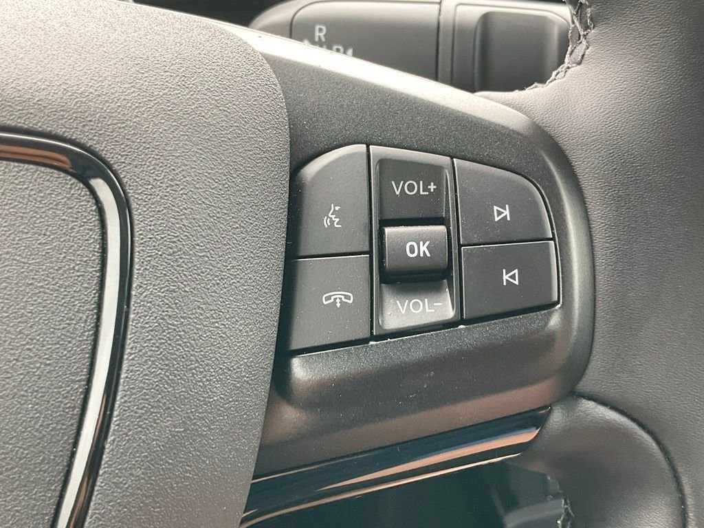 2025 Ford Mustang Mach-E Select - Photo 8