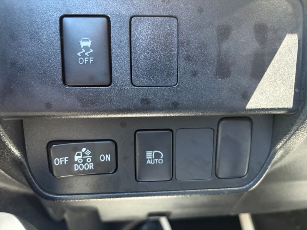 Used 2021 Red Toyota SR image 29