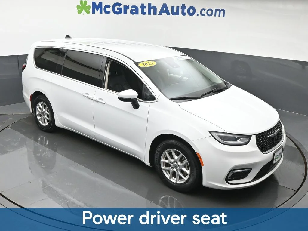 Certified Used 2023 White Chrysler Touring L image 4