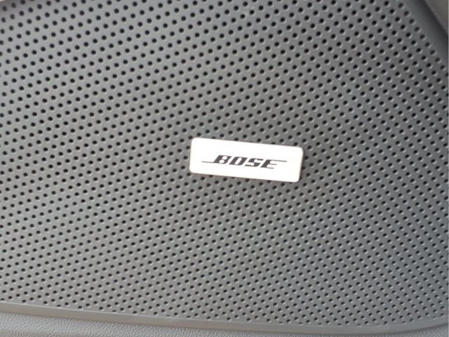 Used 2022 SUMMIT WHITE Chevrolet ZL1 image 14