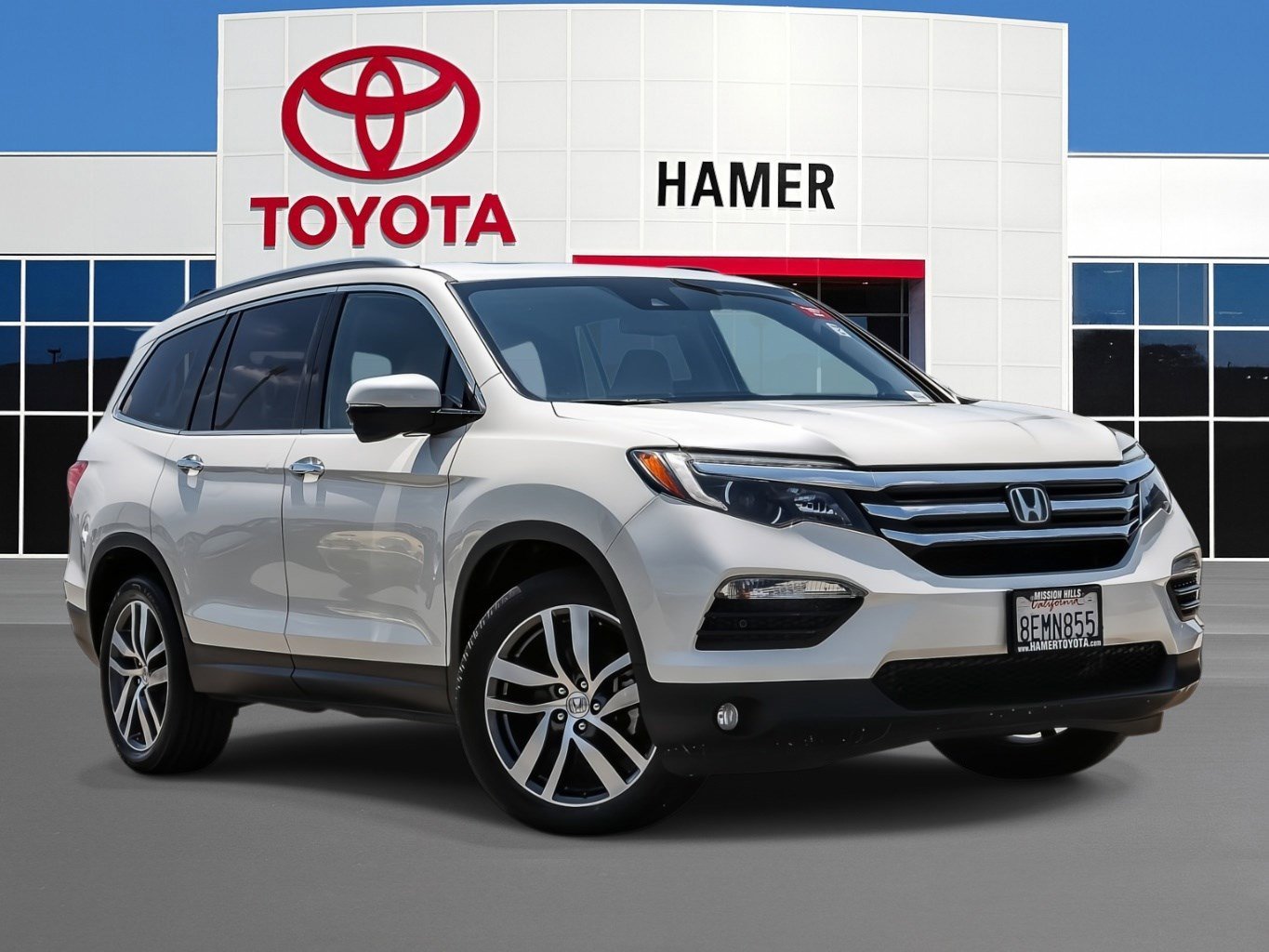 2018 Honda Pilot 2WD Touring's photo