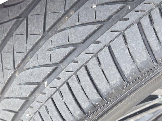 Certified Used 2025 WIND CHILL PEARL Toyota  image 18