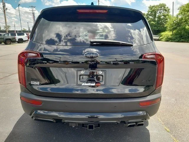 Used 2021 Black Kia S image 6