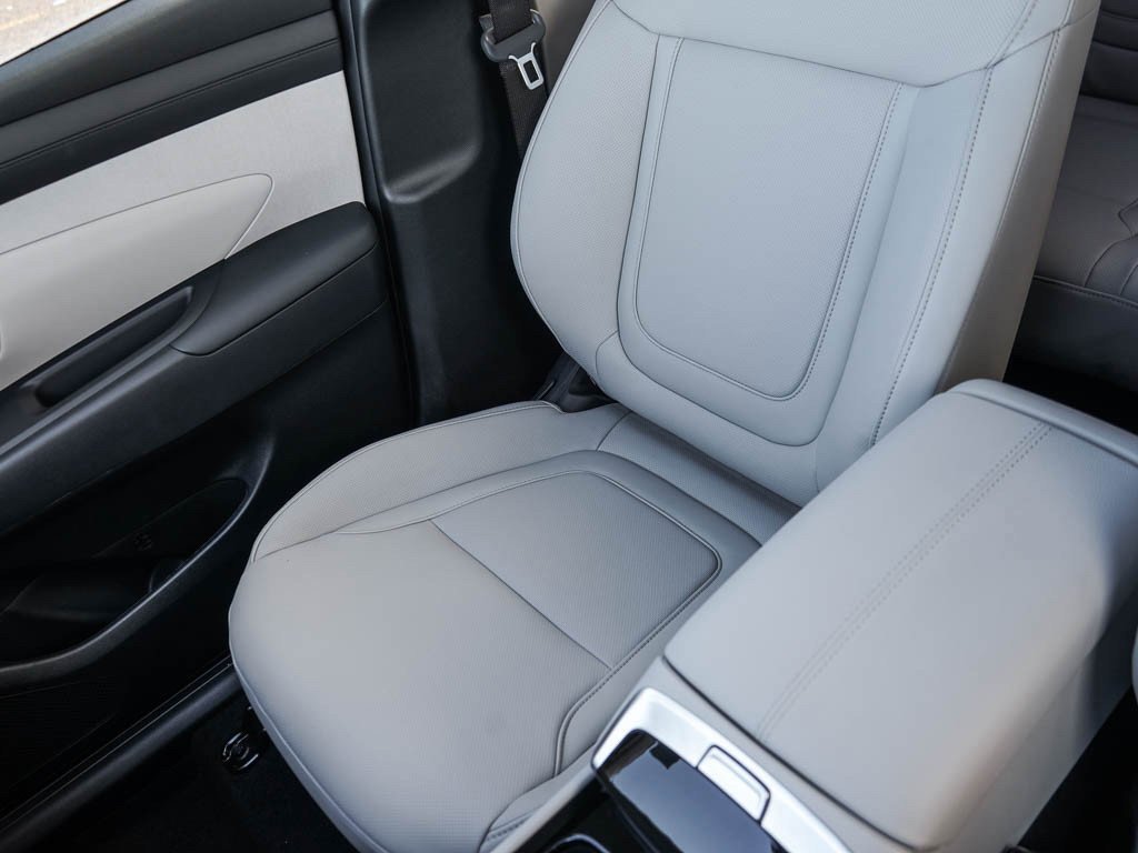 New 2026 Phantom Black Hyundai SEL Premium AWD image 26