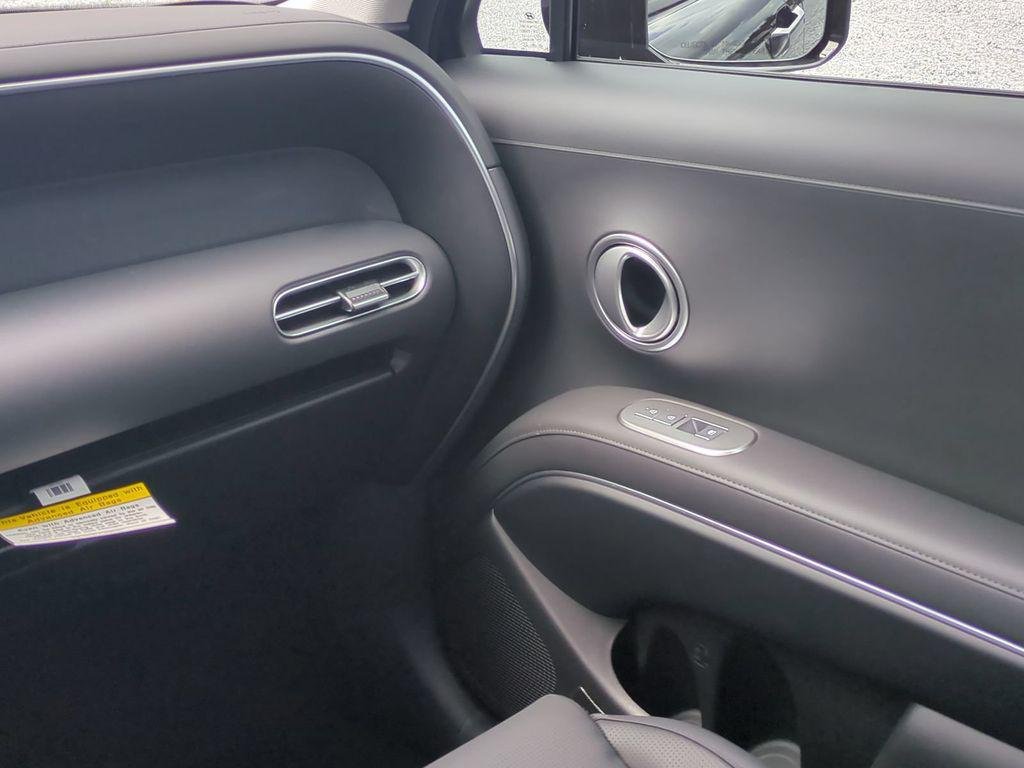 New 2027 Black Hyundai Blue SEL 7P image 19