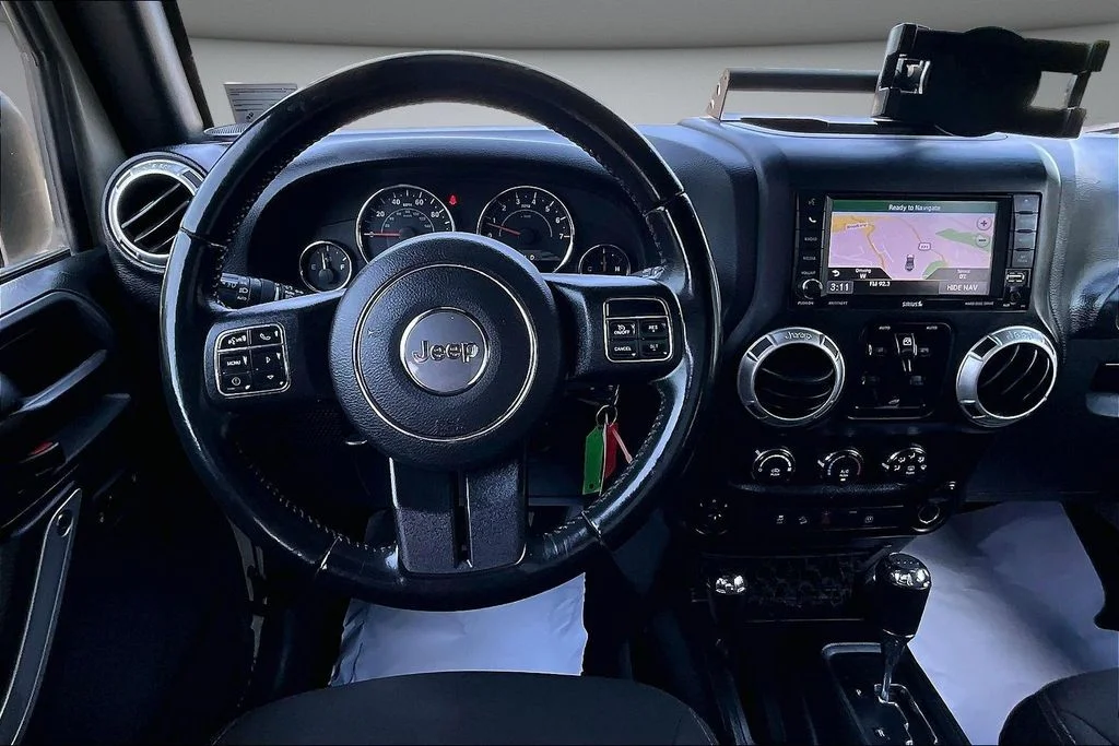 Certified Used 2018 Beige Jeep Unlimited Rubicon image 8