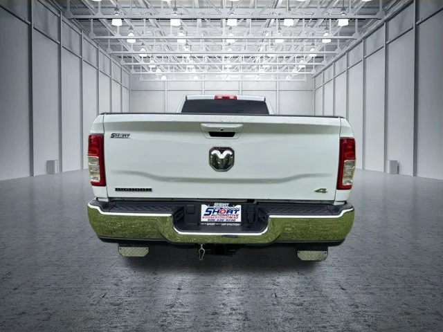 Used 2022 White Ram Big Horn image 7