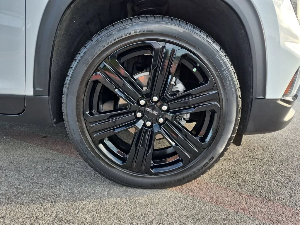 2024 GMC Acadia Elevation - Photo 16