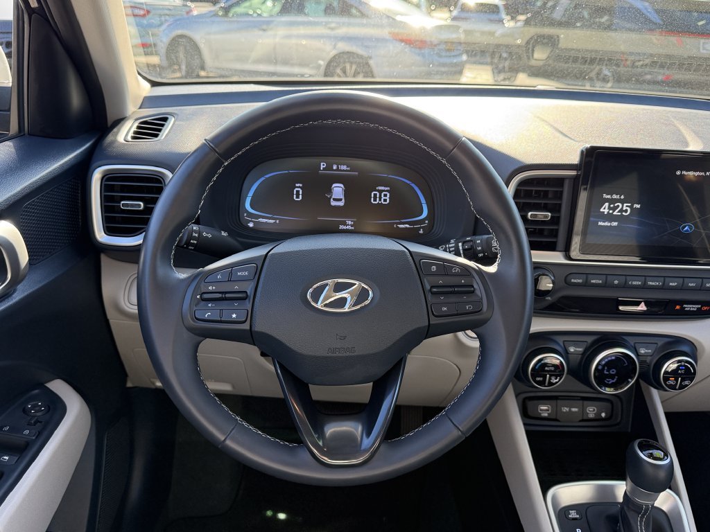 Used 2023 White Hyundai Limited image 15