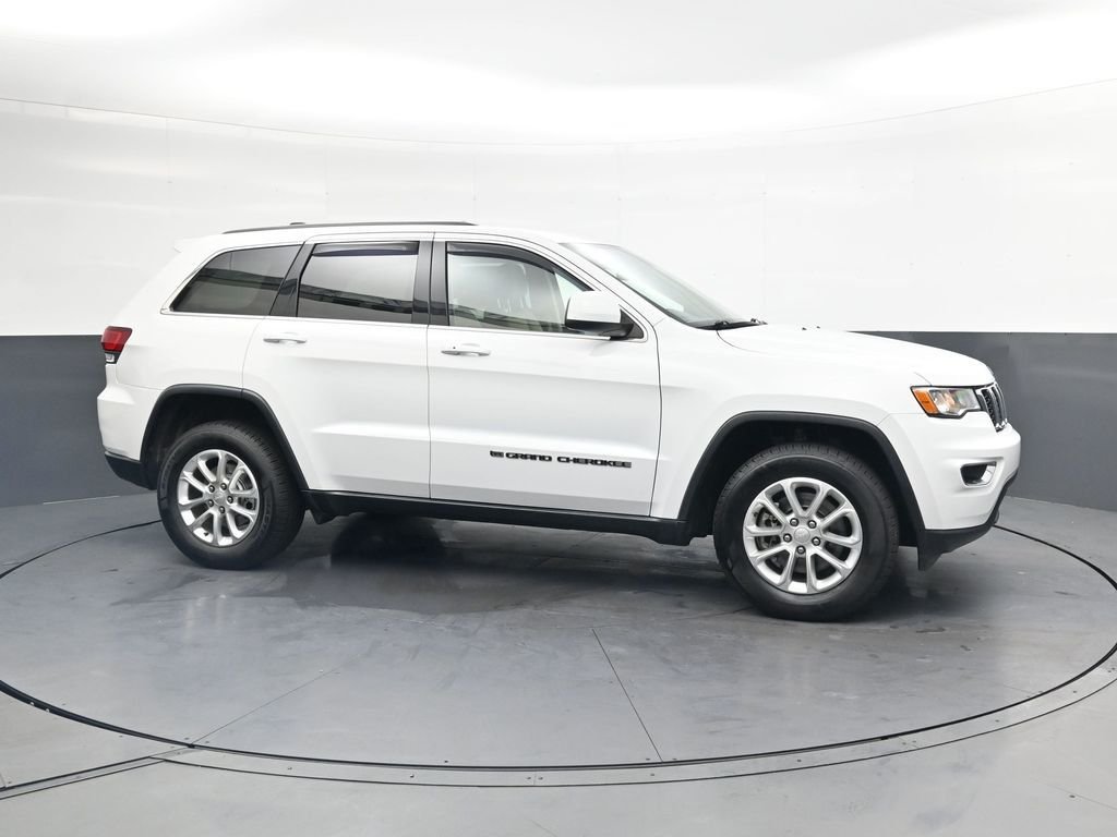 Used 2022 White Jeep Laredo E image 4