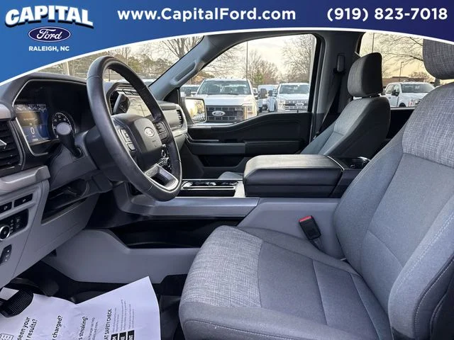 Used 2023 White Ford XLT image 17