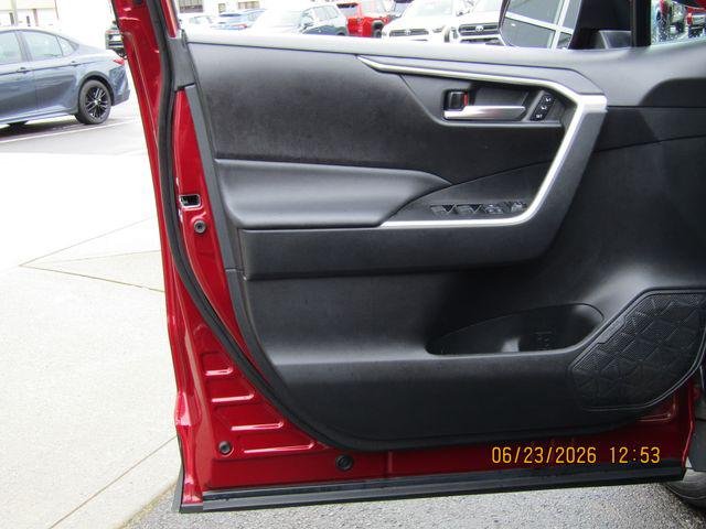 Certified Used 2023 RUBY FLARE PEARL Toyota  image 19