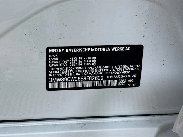 2025 BMW 3 Series 330i - Photo 32