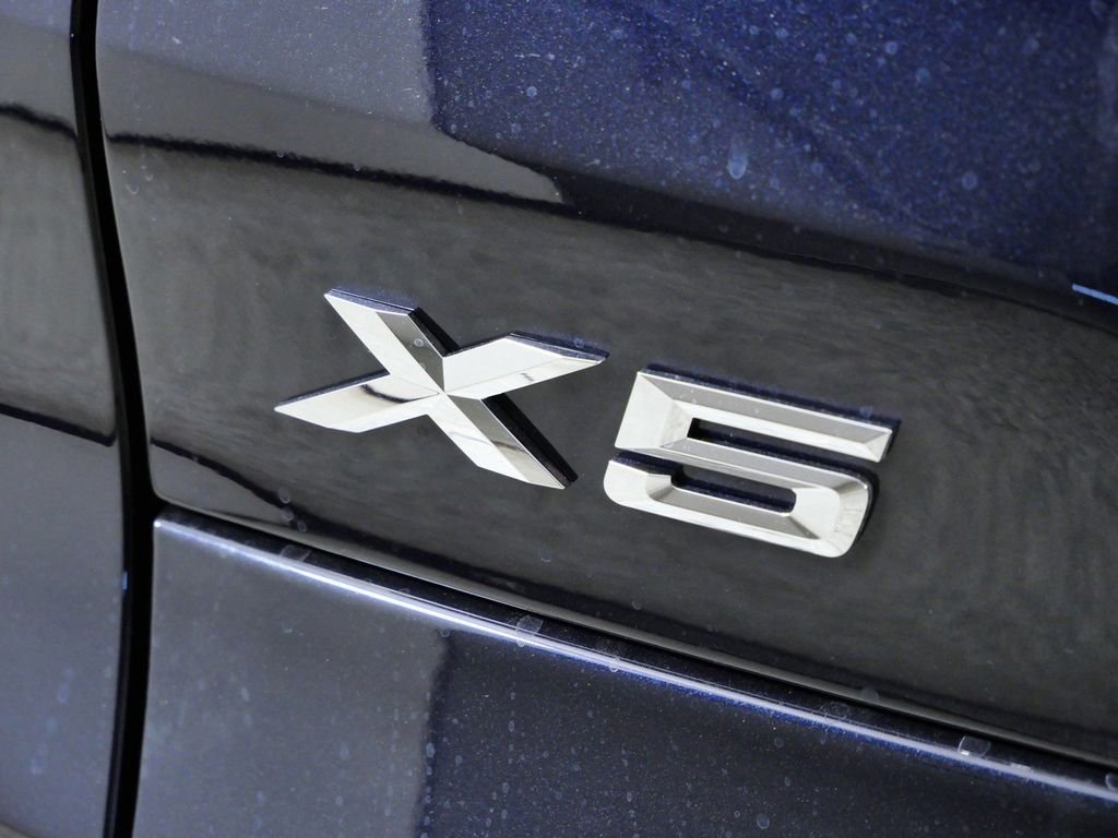Used 2026 Carbon Black Metallic BMW xDrive50e image 14