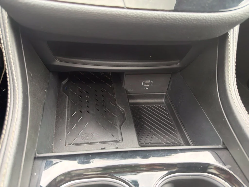 Used 2026 Black Chrysler Limited image 20