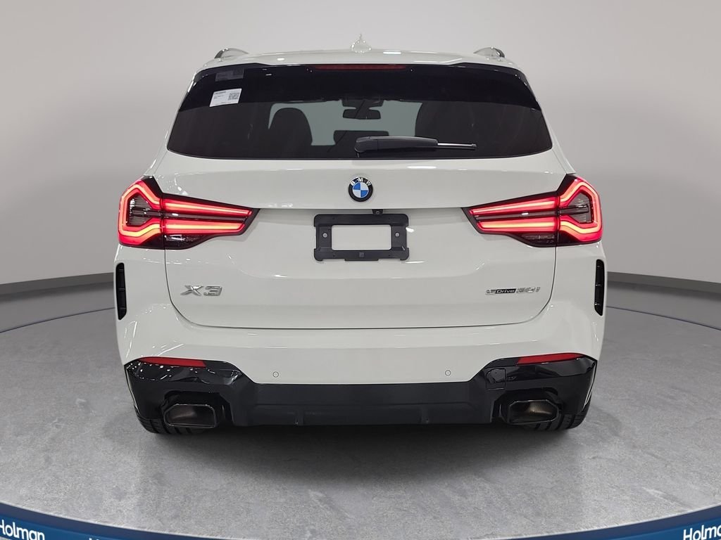 Used 2023 Alpine White BMW sDrive30i image 7