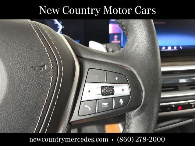Used 2024 Black BMW xDrive40i image 23