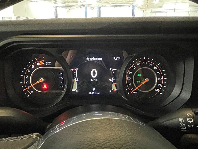 Used 2025 GRAY Jeep Sahara 4 Door 4x4 image 18