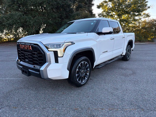 Used 2024  Toyota Limited image 6