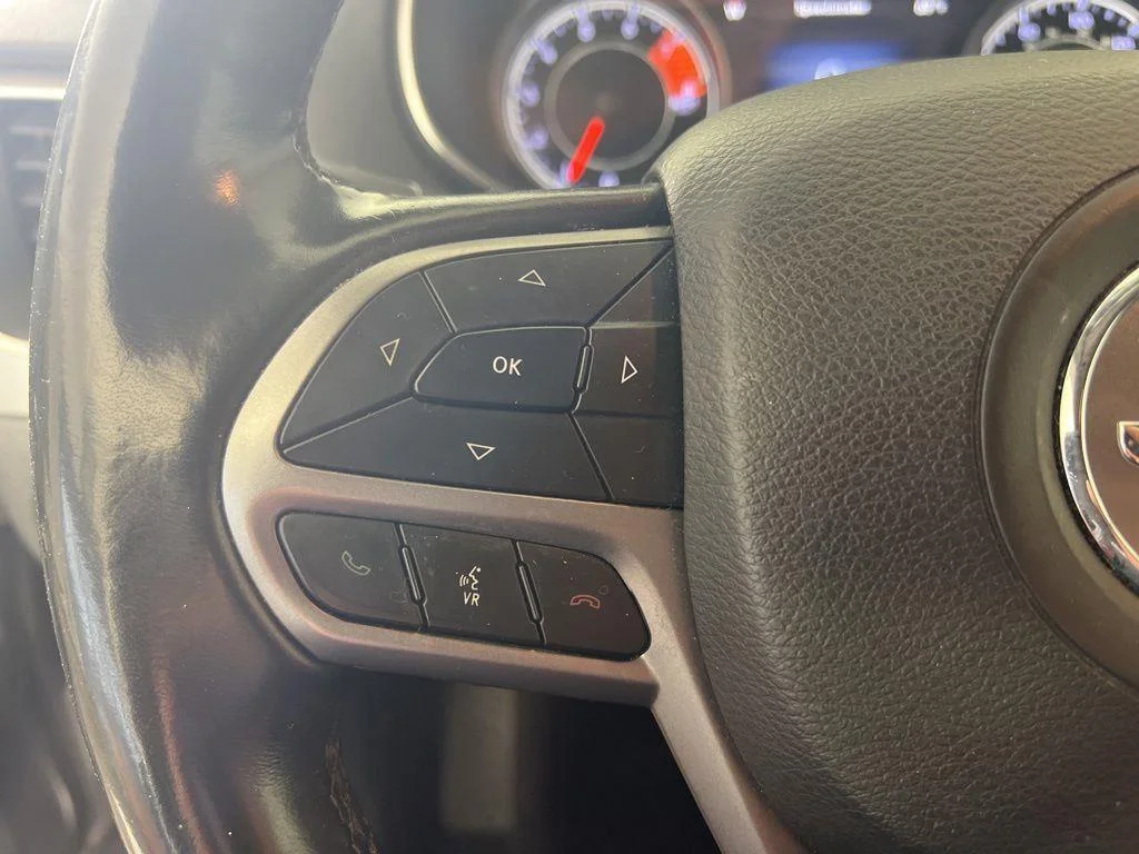 Used 2019 Billet Silver Metallic Clearco Jeep Limited image 9