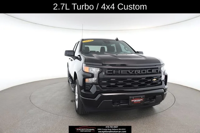 Used 2023 Black Chevrolet Custom image 29