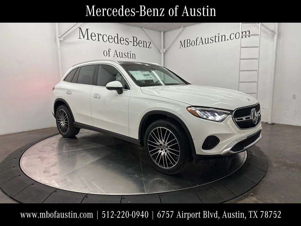 Used 2026 White Mercedes-Benz GLC 300 image 1