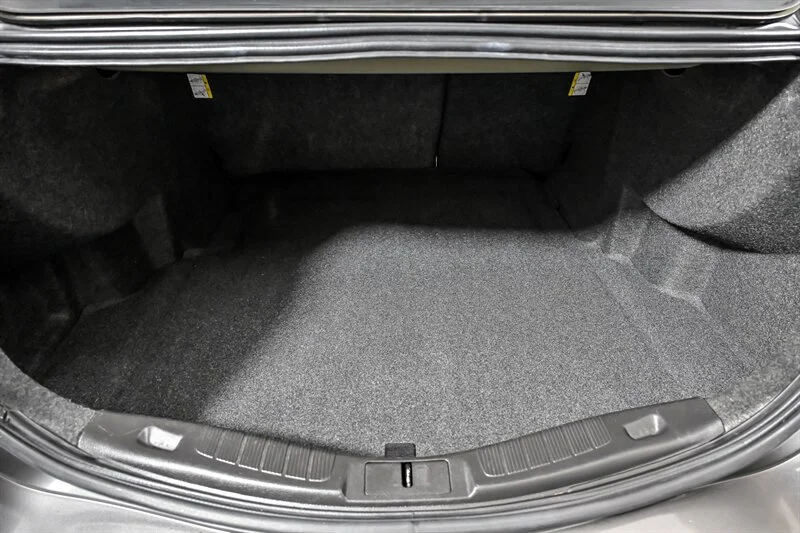 Used 2013 Sterling Gray Metallic Ford SE image 11
