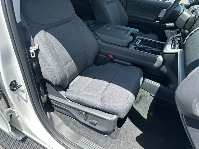 New 2026 Star White Metallic Tri-Coat Ford MAX Active image 54