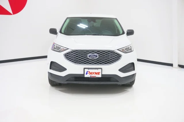 Used 2023 WHITE Ford SE image 2