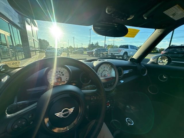 Used 2014 Black MINI Clubman image 24