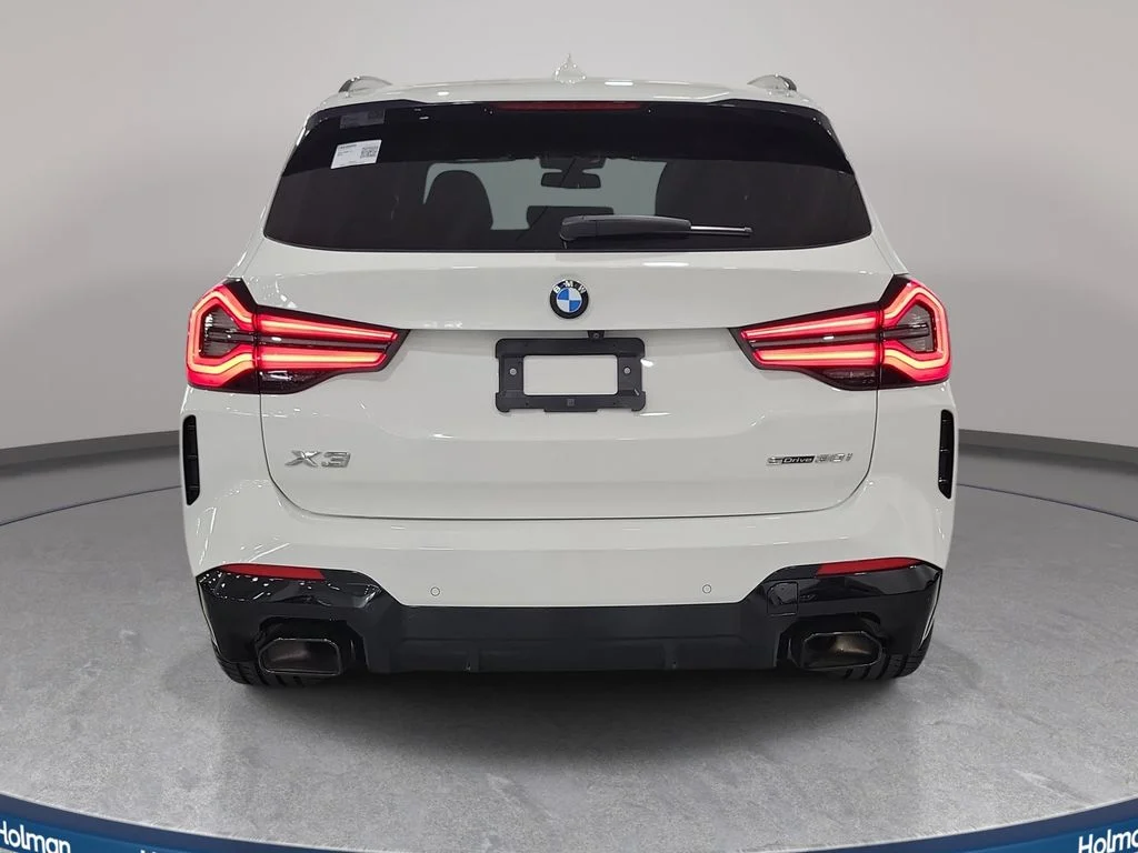 Used 2023 Alpine White BMW sDrive30i image 7