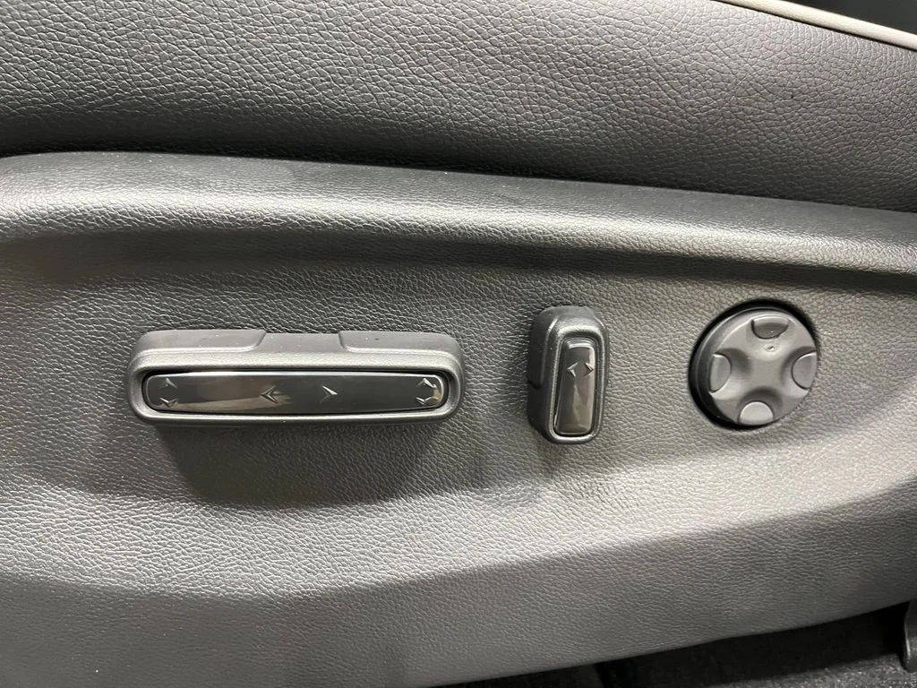 2026 Honda Odyssey Touring - Photo 14