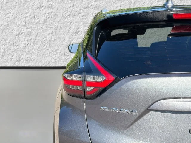 Used 2020 Gun Metallic Nissan Platinum image 10