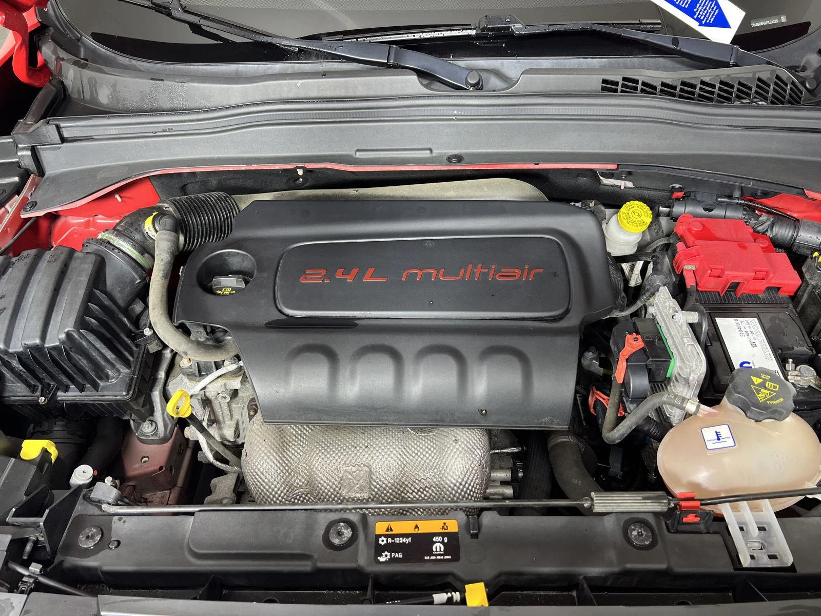 Used 2020 Colorado Red Clearcoat Jeep Latitude image 30