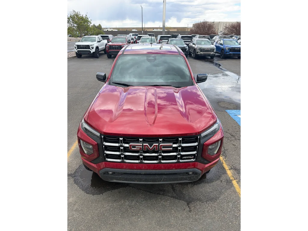 2024 GMC Canyon 4WD AT4 Crew Cab Short Box's photo