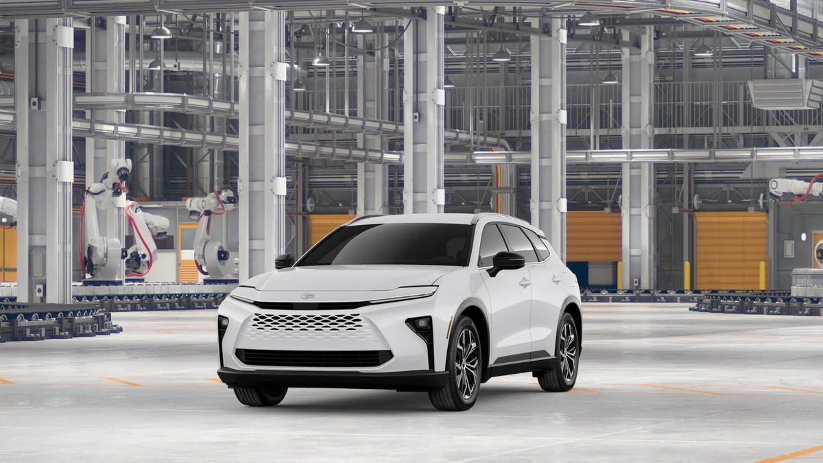 New 2026 Oxygen White Toyota XLE image 9