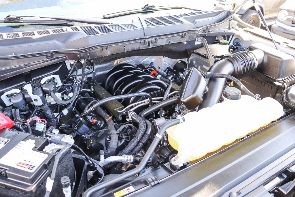 Used 2023 White Ford Lariat image 33