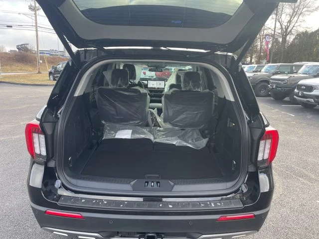 New 2026 Agate Black Metallic Ford Active image 14
