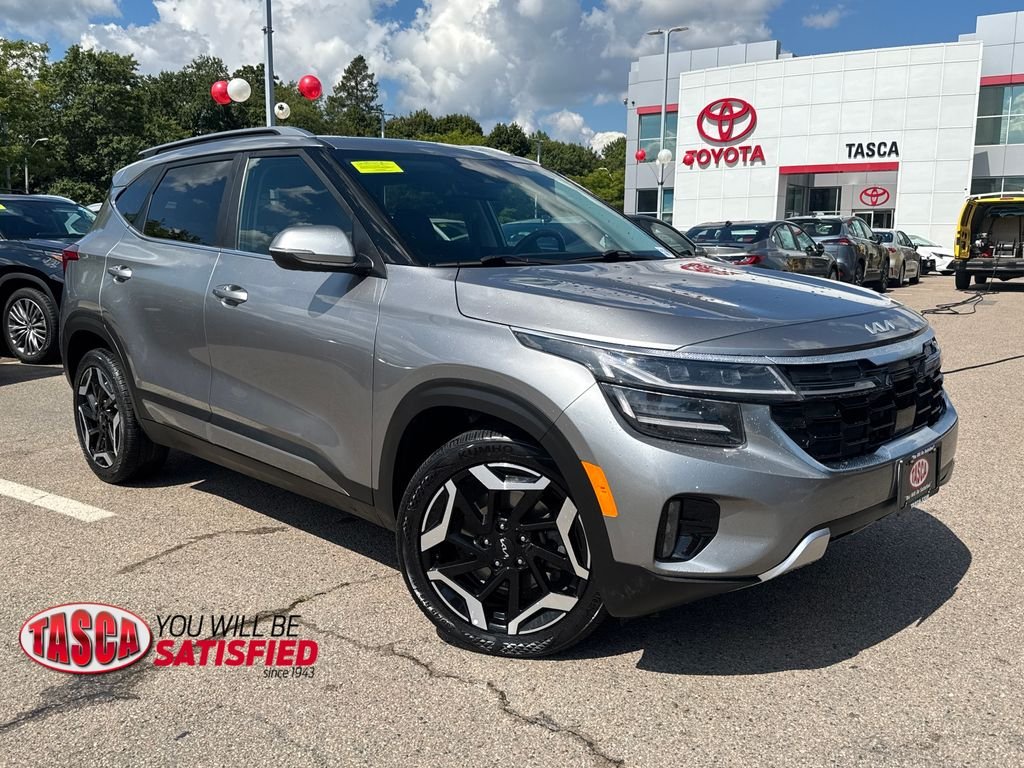 Used 2024 Gray Kia SX image 1