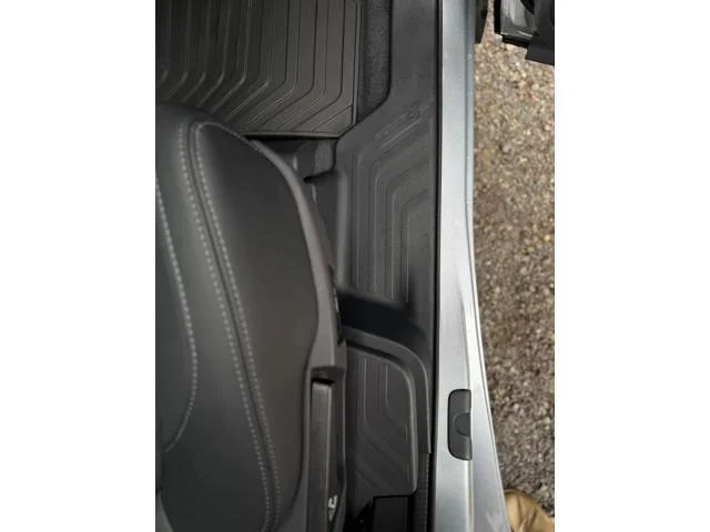 New 2026 ICE SILVER METALLIC Subaru Limited 7-Passenger image 45