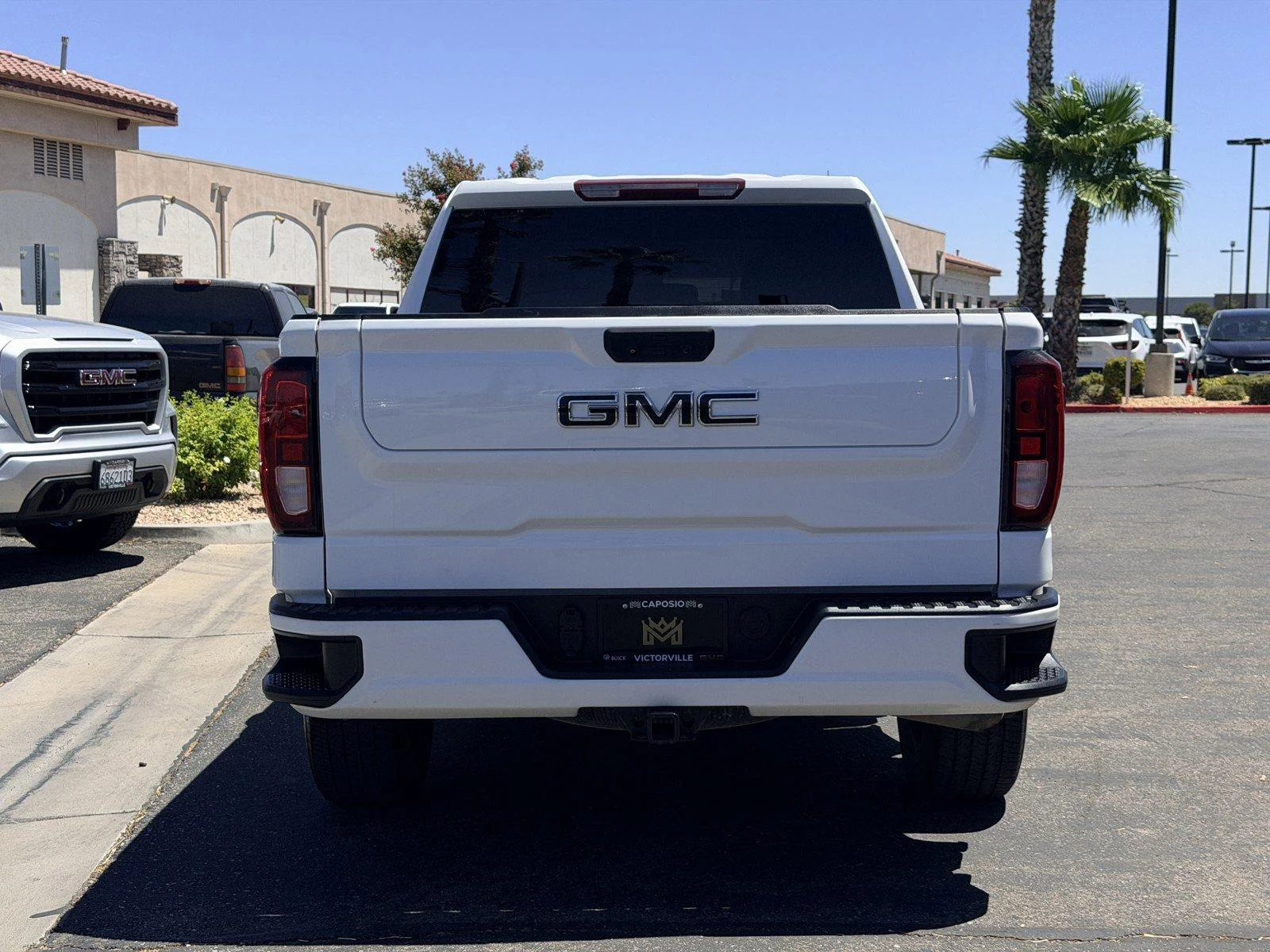 Used 2022 Summit White GMC Elevation image 5