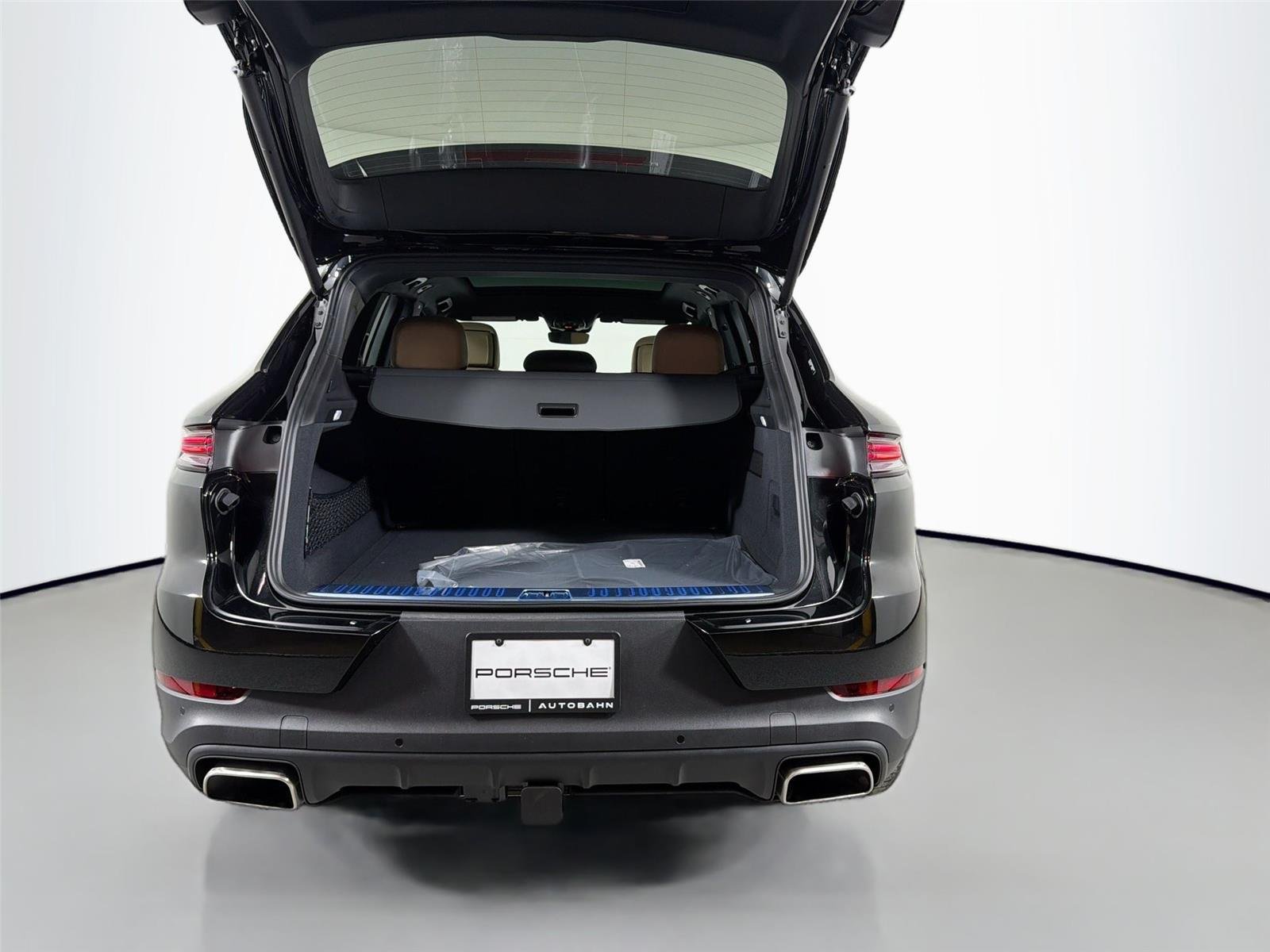 Certified Used 2026 Chromite Black Metallic Porsche  image 34