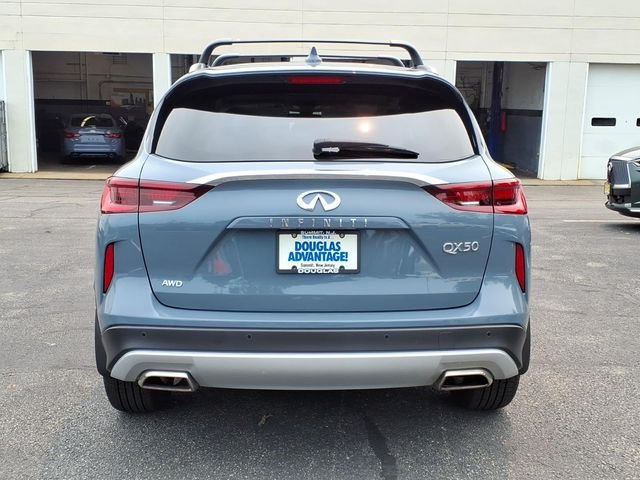 Used 2025 Gray INFINITI LUXE image 7
