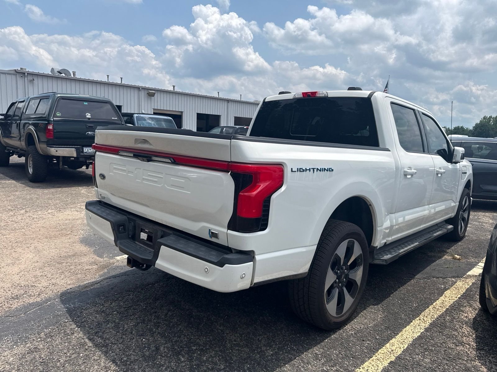 Used 2022 White Ford Platinum image 6