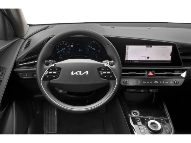 Used 2025 Cityscape Green Kia Wind image 9