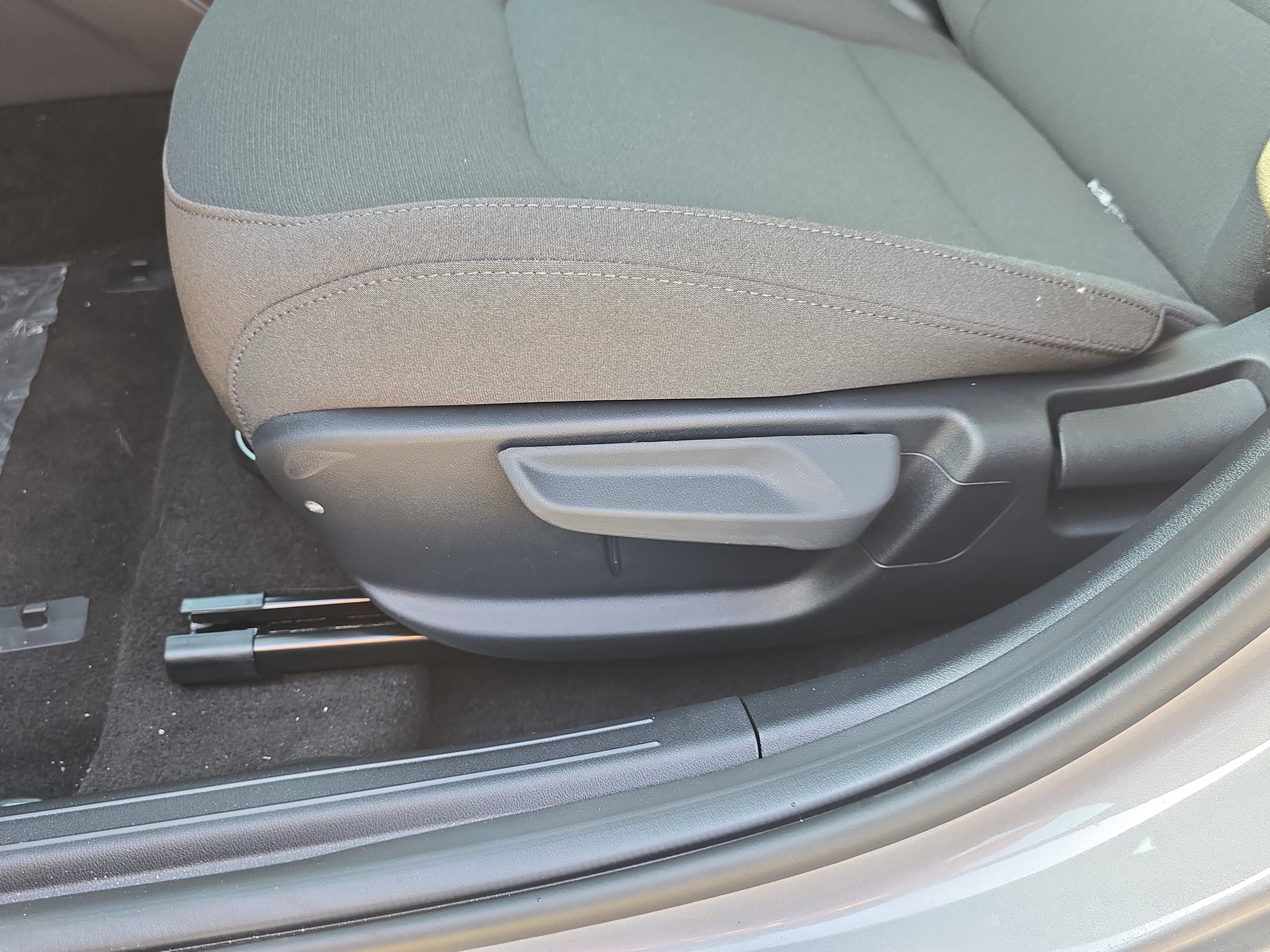New 2026 Steel Gray Kia LXS image 20