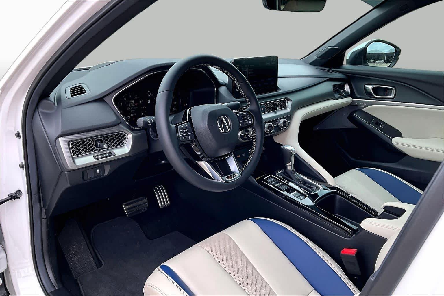 Used 2026 Platinum White Pearl Acura FWD A-Spec with Technology image 17