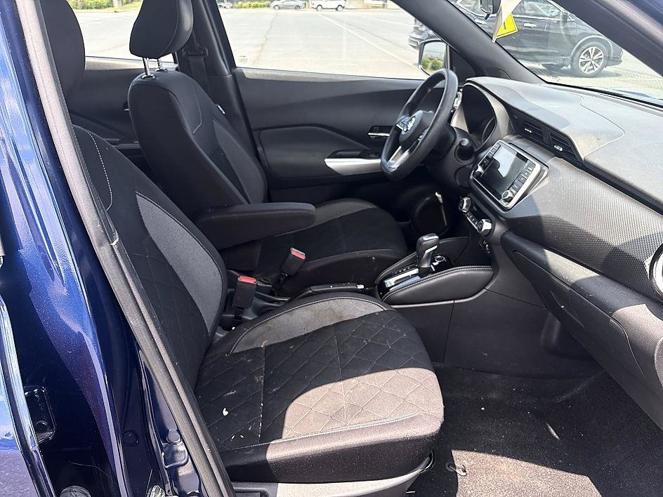 Used 2019 Deep Blue Pearl/Fresh Powder Nissan SV image 20